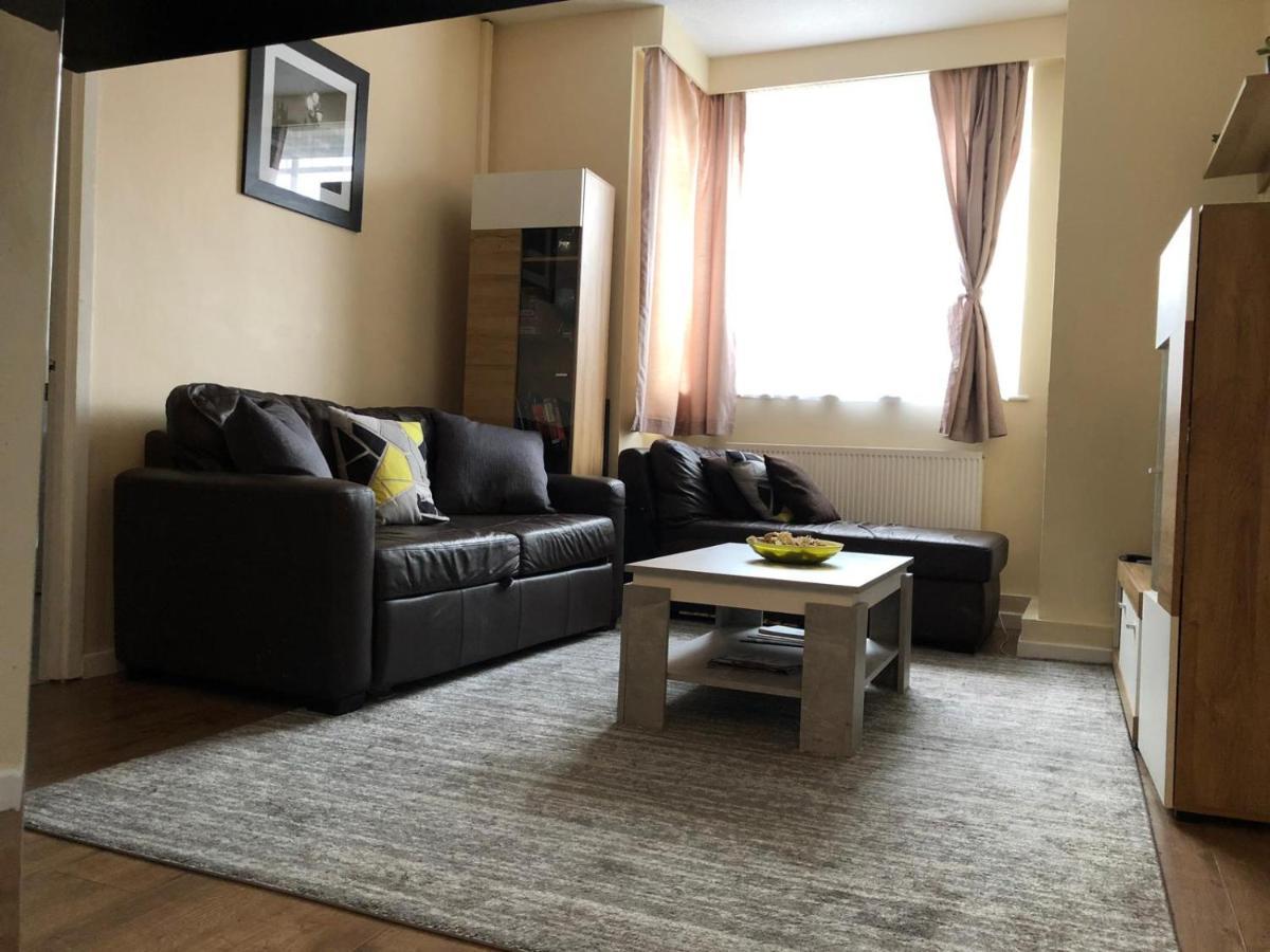 Entire Flat Very Comfortable 1 Bedroom London Ngoại thất bức ảnh